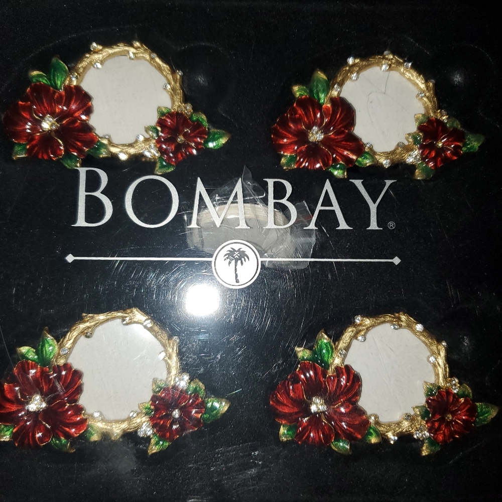 Amaryllis Napkin Rings Set